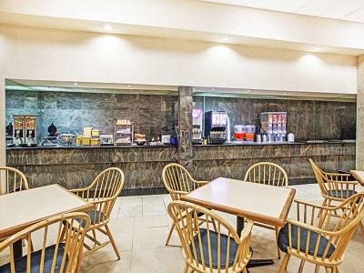 Days Inn By Wyndham Dallas Irving Bagian luar foto